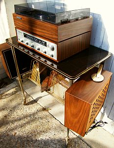 chaîne hifi SONY 122 complète sur meuble formica Vintage