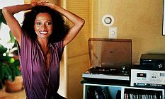 Diana Ross avec Akai