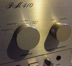 détail façade Marantz PM410 Vintage