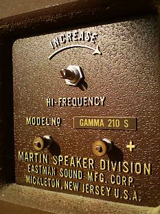 connectiques MARTIN USA Gamma 210 S Vintage